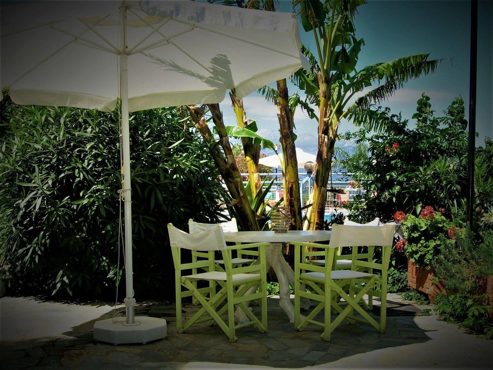 Emerald Plaka  Exterior foto